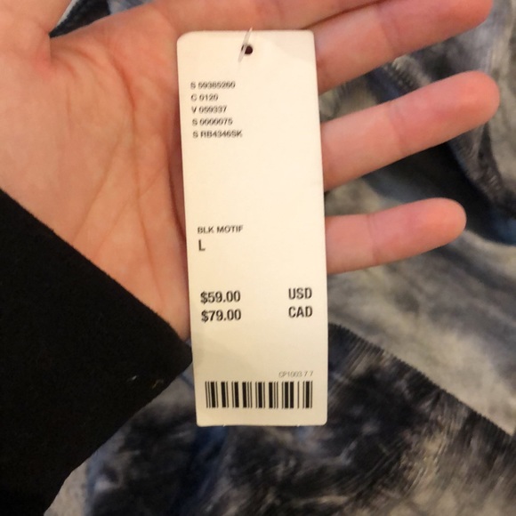 Urban outfitters grey and black skirt, has not been worn before, size large. - Picture 5 of 5